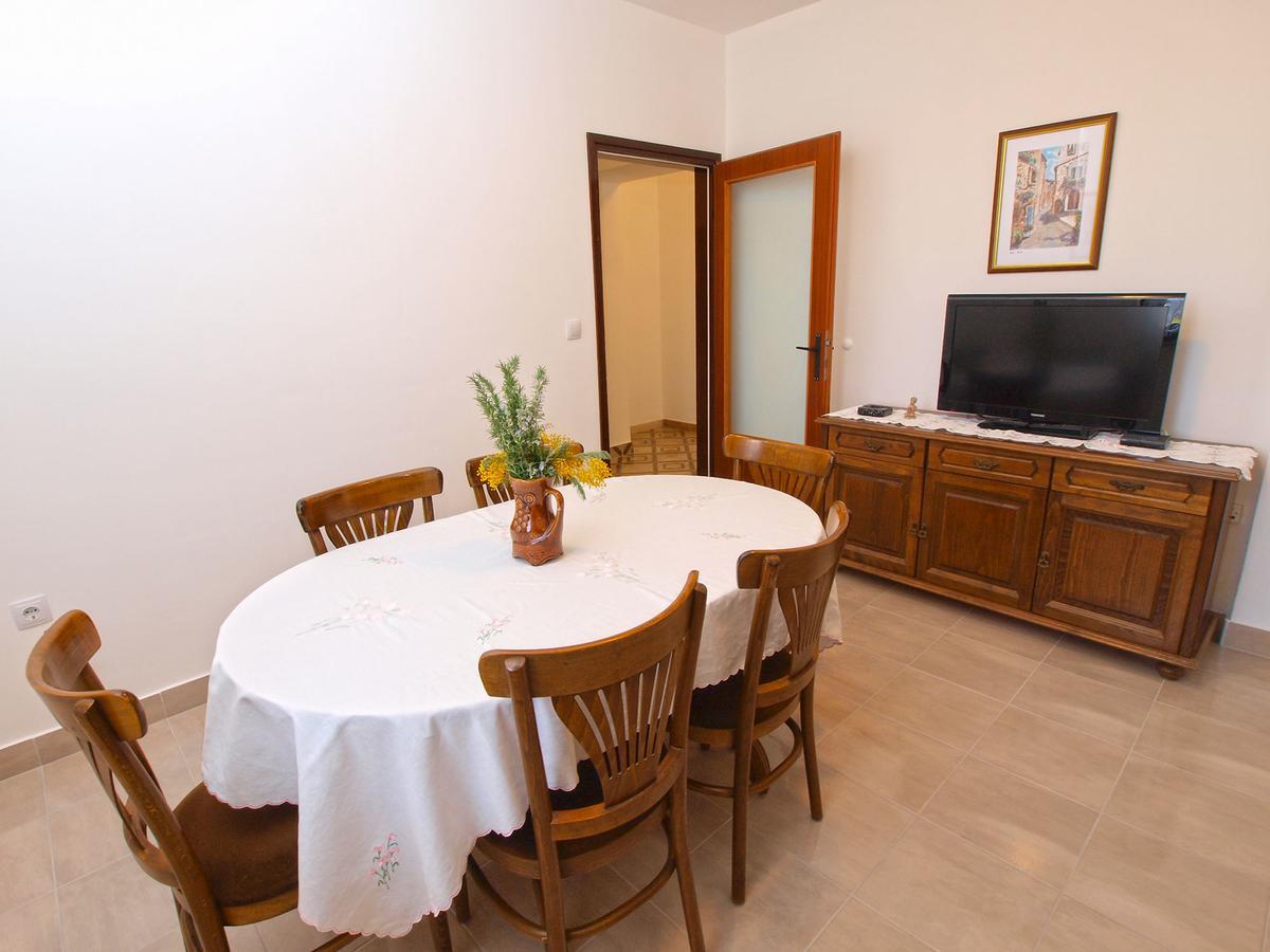 Apartments Ivan 1031 Fažana エクステリア 写真