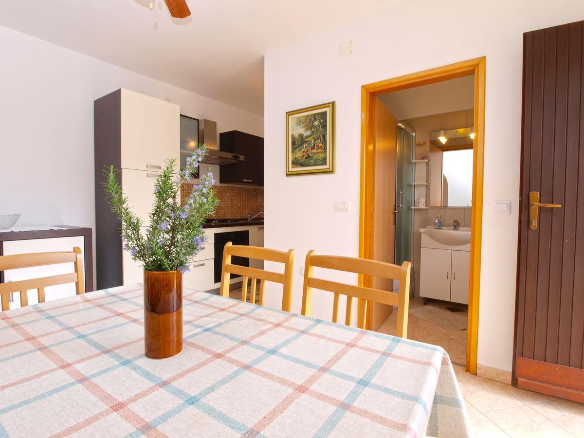 Apartments Ivan 1031 Fažana エクステリア 写真
